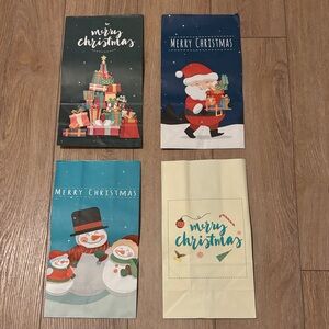 🎄🎁Set of 4 Merry Christmas Gift Bags